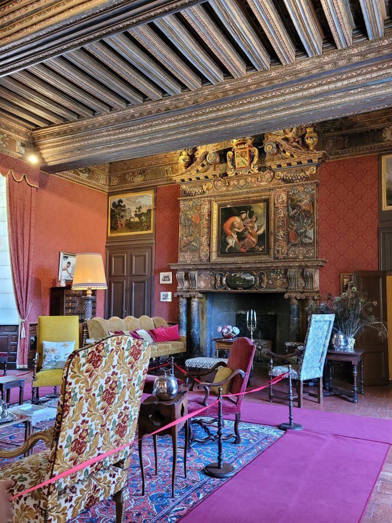 grande salle château islette