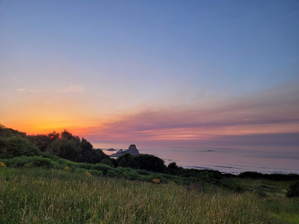 coucher soleil corniche pays basque