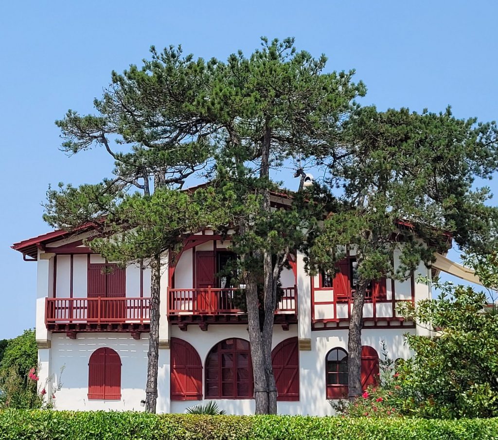 villa basque hendaye