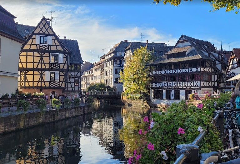 we vap strasbourg THE BEST 10 Vape Shops in STRASBOURG, FRANCE - Updated 2026 - Hours main image 0